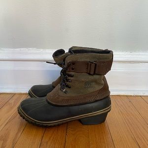 Sorel Short Army Green Boot